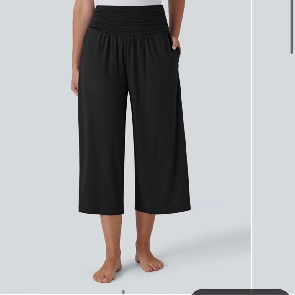 HALARA Black Regular Fit Pants